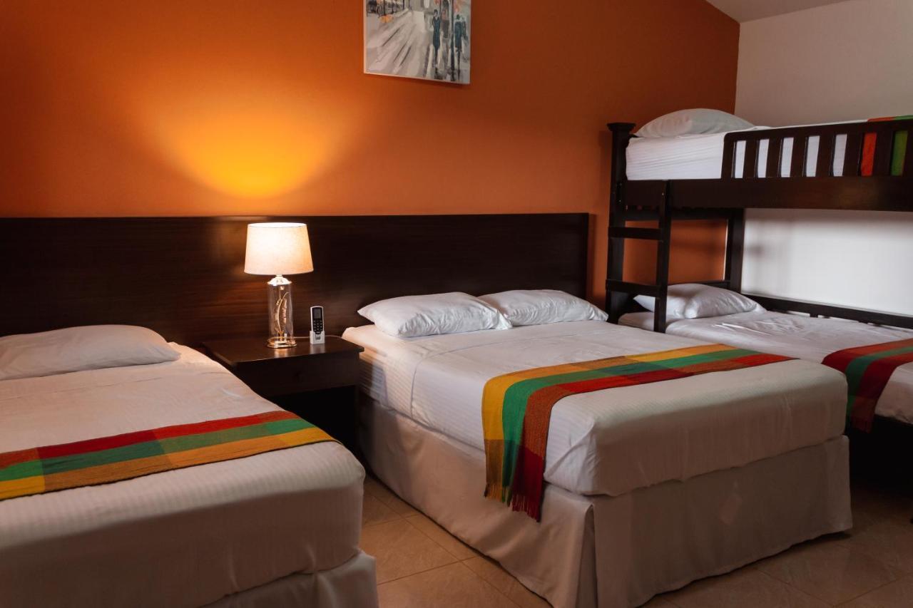 Hotel Boutique Victoria Мойогалпа Екстериор снимка