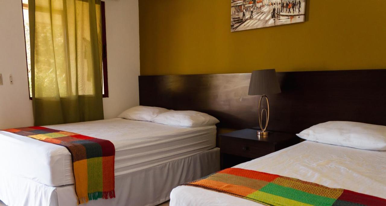 Hotel Boutique Victoria Мойогалпа Екстериор снимка