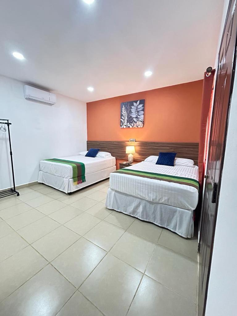 Hotel Boutique Victoria Мойогалпа Екстериор снимка