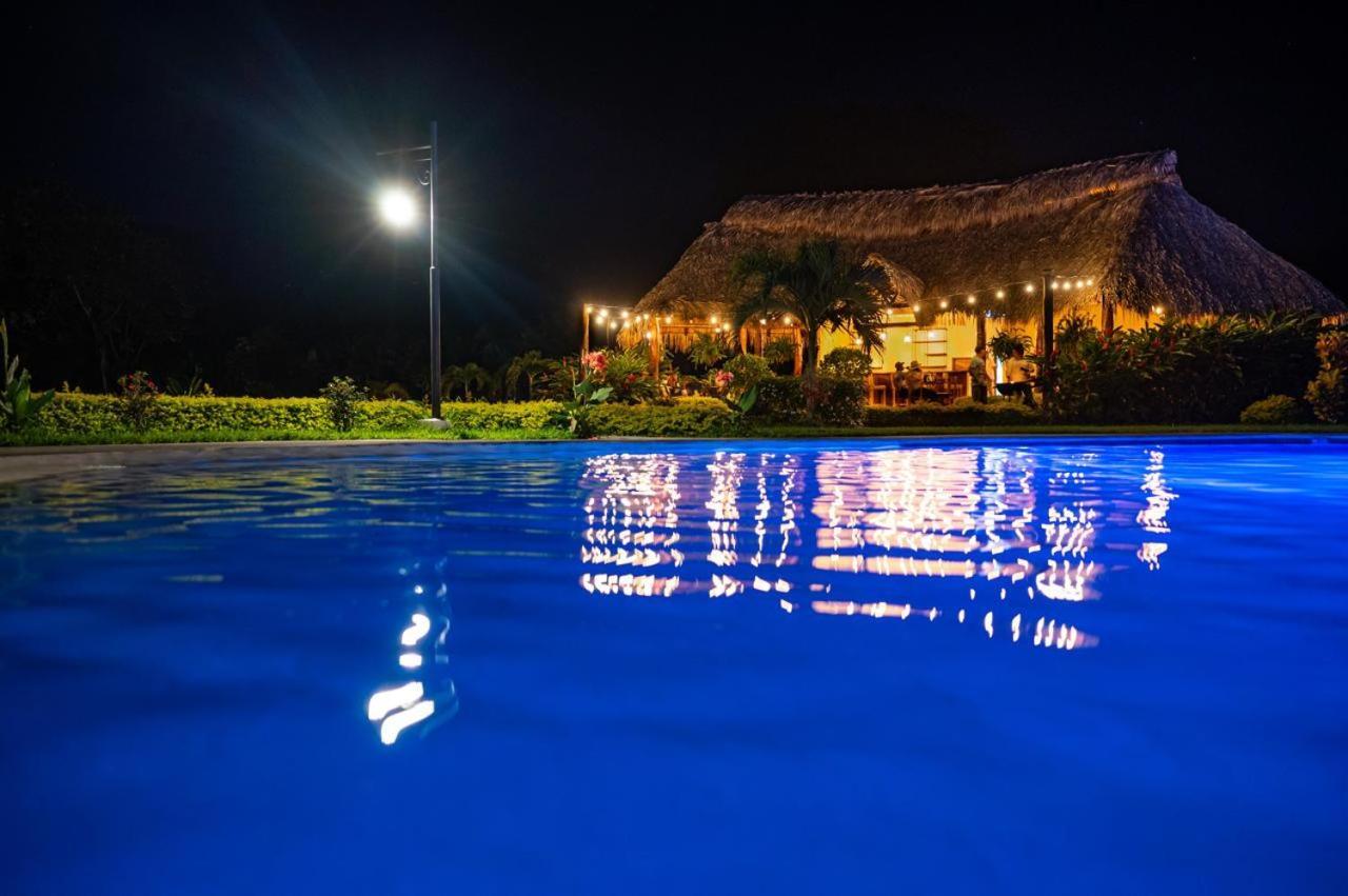 Hotel Boutique Victoria Мойогалпа Екстериор снимка